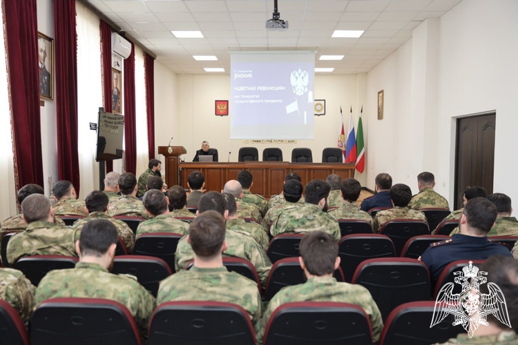 В Управлении Росгвардии по Чеченской Республике прошла лекция общества «Знание»