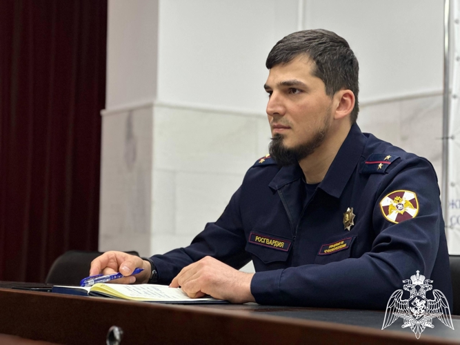 В Грозном представители Росгвардии и регионального отделения «Комитета семей воинов Отечества» обсудили вопросы сотрудничества