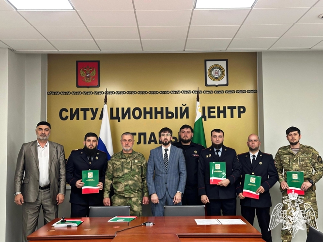 Сотрудники полка полиции «АХМАТ» удостоены благодарности Министра энергетики России