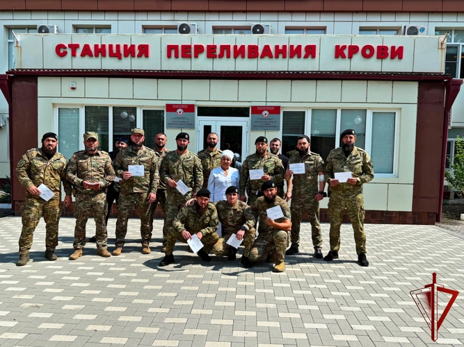 В Чеченской Республике более 50 сотрудников Росгвардии приняли участие в донорской акции