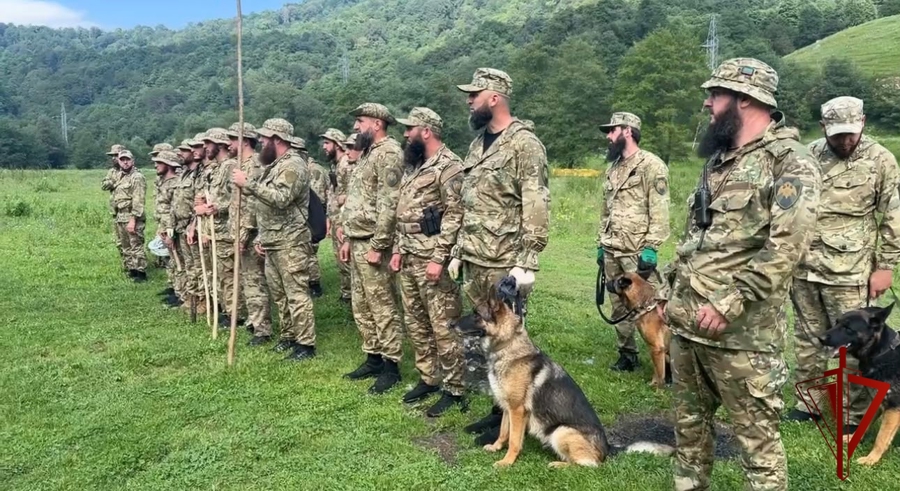 Начальник Управления Росгвардии по Чеченской Республике Герой России генерал-лейтенант Шарип Делимханов побывал на месте поисков Бекхана Аушева