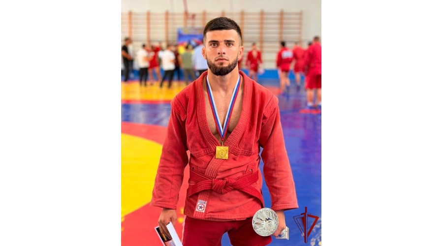 Росгвардейцы из Чечни заняли весь пьедестал на окружном чемпионате по самбо