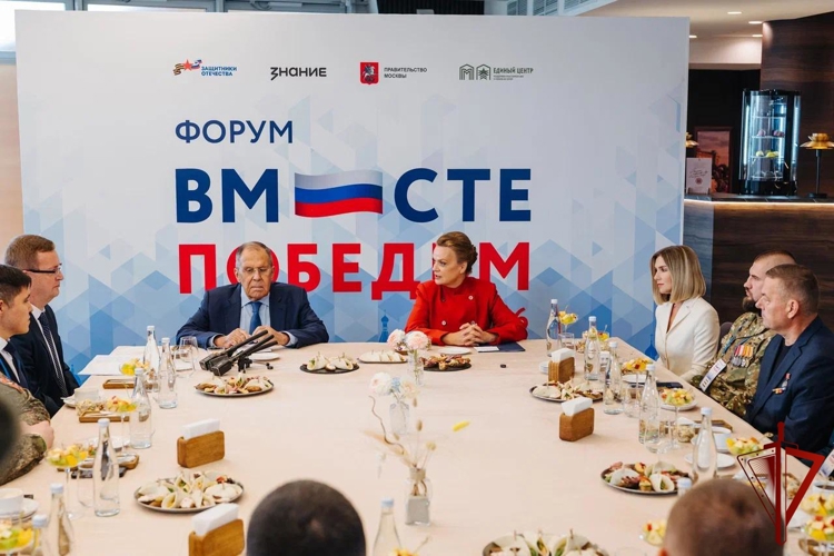 Росгвардейцы из Чеченской Республики приняли участие во Всероссийском форуме ветеранов СВО «Вместе победим»