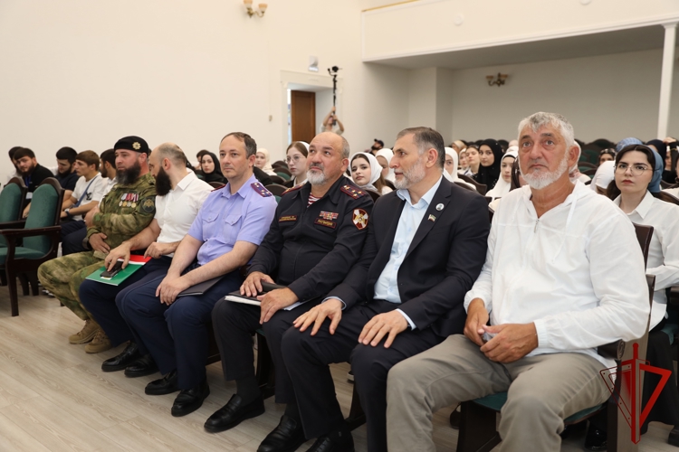 Представитель Росгвардии принял участие в мероприятии ко Дню солидарности в борьбе с терроризмом