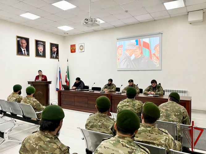 Сотрудники ОМОН «АХМАТ-1» приняли участие в мероприятиях, посвященных Дню отца